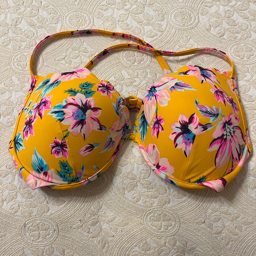 Push up bikini top, criss cross back